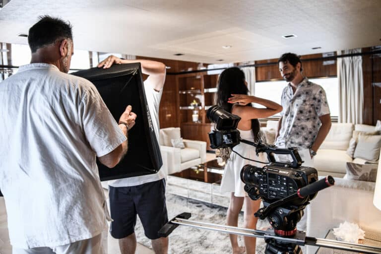 Tournage à bord d'un yacht