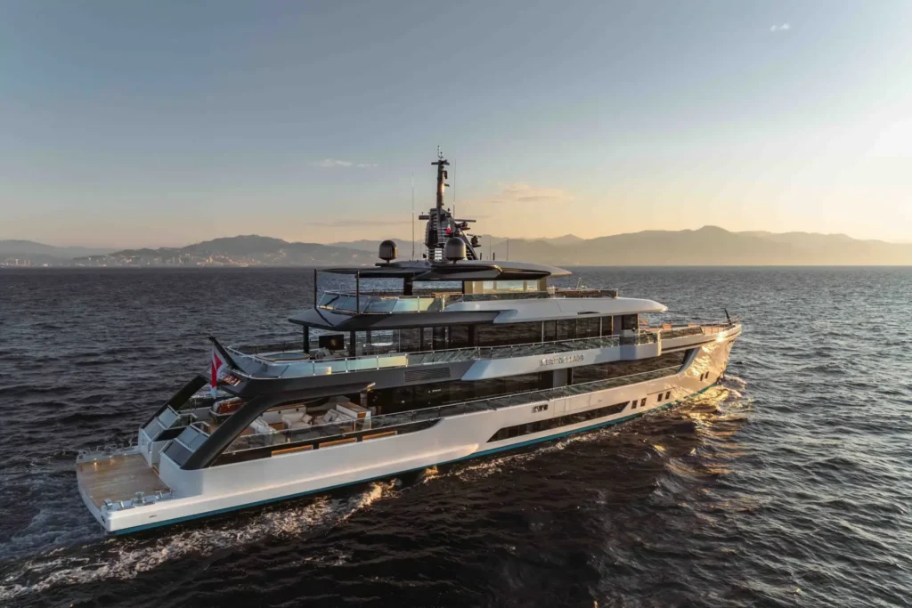 Monaco Yacht Show photographer — Images d'Azur