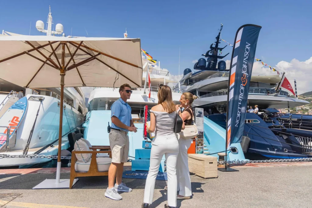 Broker & owner — yachting show